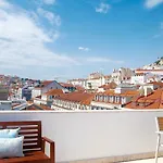 Amazing Rooftop At Center Lisbona