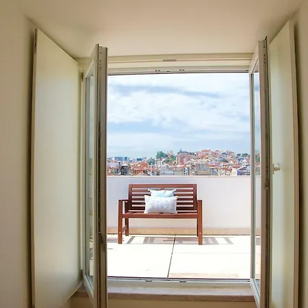 Amazing Rooftop At Center