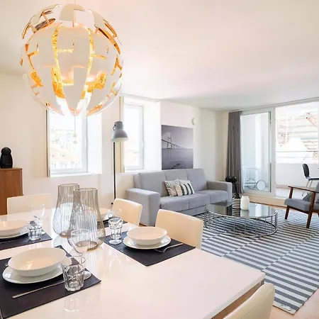 Amazing Rooftop At Center