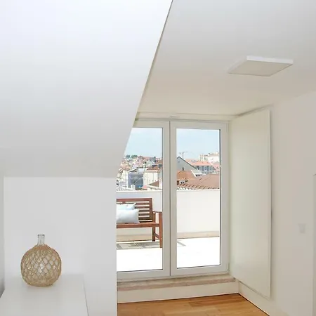 Amazing Rooftop At Center Apartament Lizbona