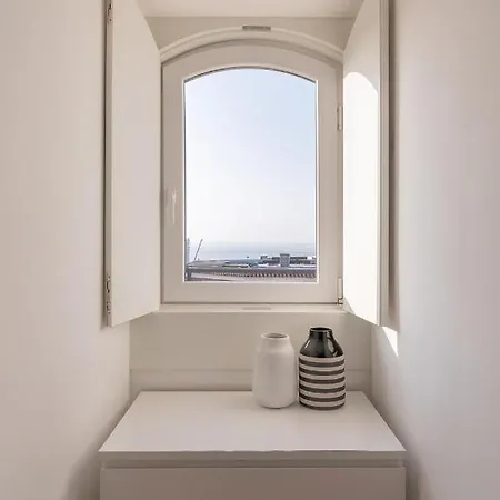 Amazing Rooftop At Center Lissabon