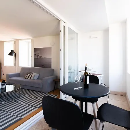 Apartment Amazing Rooftop At Center Lissabon
