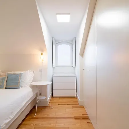 Amazing Rooftop At Center Apartament Lizbona